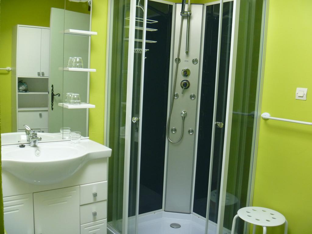 B&B La Tuquette Beaugas Pokoj fotografie
